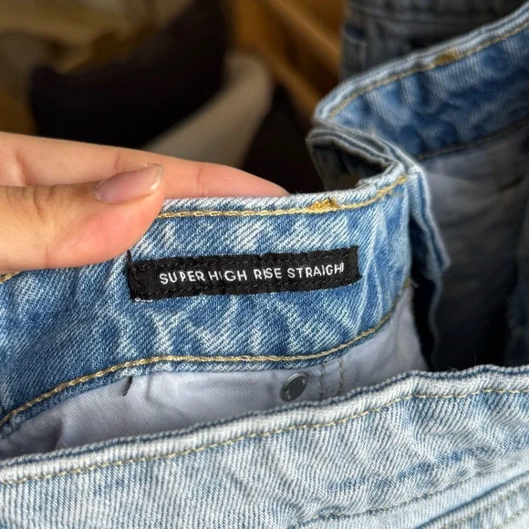 NWOT Free Assembly Light Blue Distressed Jeans | 18 - Picture 7 of 9